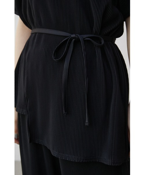 AZUL by moussy(アズールバイマウジー)の「PLEATS DESIGN TOPS/プリーツデザイントップス(Tシャツ/カットソー・レディース・ライトブルー/ベージュ/ブラック・MEDIUM/SMALL)」の14枚目の写真