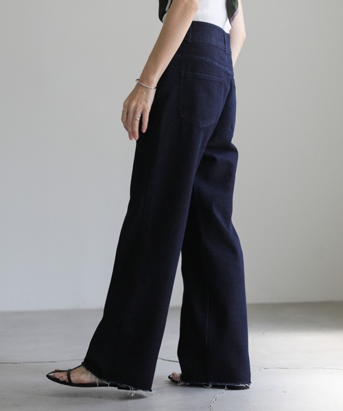 select MOCA（セレクトモカ）の「ハイウエストワイドストレートデニムパンツ（デニムパンツ・レディース・インディゴブルー/ダークインディゴブルー・SMALL/MEDIUM）」の6枚目の写真
