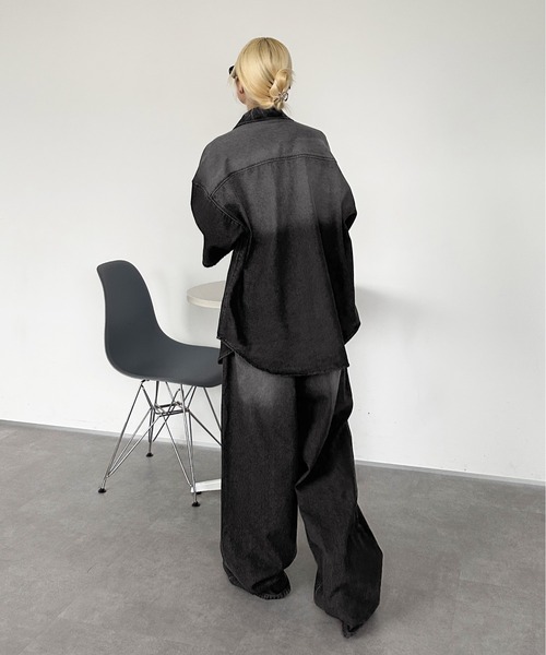 sedacle（セダクル）の「ヴィンテージカラーオーバーダイデニムシャツ【SETUP着用可能】（シャツ/ブラウス・メンズ・インディゴブルー/ブルー/ブラック・MEDIUM/LARGE）」の16枚目の写真