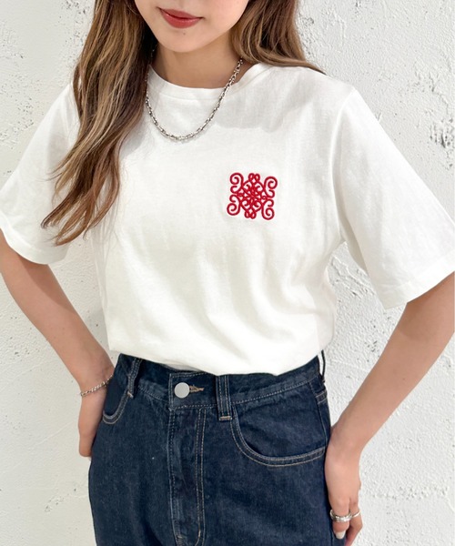 apres jour mignon(アプレジュールミニョン)の「アソートTシャツ【ZOZOTOWN限定アイテム】(Tシャツ/カットソー・レディース・ライトブルー/ブラック/ネイビー/ホワイト系その他2/ホワイト系その他3/ホワイト系その他/オフホワイト・X-LARGE/フリー)」の15枚目の写真