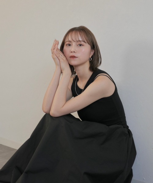 Reurie'(レウリィ)の「ニットドッキングノースリーブワンピース/knit docking no sleeve onepiece(ワンピース・レディース・ブラック/ホワイト・FREE)」の11枚目の写真