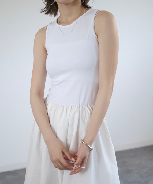 Reurie'(レウリィ)の「ニットドッキングノースリーブワンピース/knit docking no sleeve onepiece(ワンピース・レディース・ブラック/ホワイト・FREE)」の4枚目の写真