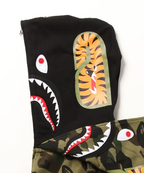 A BATHING APE（アベイシングエイプ）の「1ST CAMO DOUBLE SHARK FULL