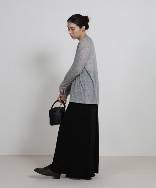 select MOCA（セレクトモカ）の「【サイズ展開あり】シャイニーストレッチナローロングスカート（スカート・レディース・グレー/ダークブラウン/ホワイト/ブラック/グレイッシュベージュ・FREE/SMALL/LARGE）」の17枚目の写真