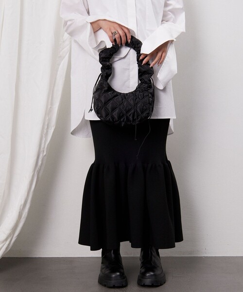 OUTDOOR PRODUCTS(アウトドアプロダクツ)の「OUTDOOR PRODUCTS × Firsthand/アウトドアプロダクツ 別注ギャザーキルトハンドバッグ(ハンドバッグ・レディース・ホワイト/ピンク/ブラック/オリーブ・ONE SIZE)」の8枚目の写真