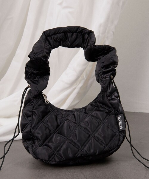 OUTDOOR PRODUCTS(アウトドアプロダクツ)の「OUTDOOR PRODUCTS × Firsthand/アウトドアプロダクツ 別注ギャザーキルトハンドバッグ(ハンドバッグ・レディース・ホワイト/ピンク/ブラック/オリーブ・ONE SIZE)」の14枚目の写真