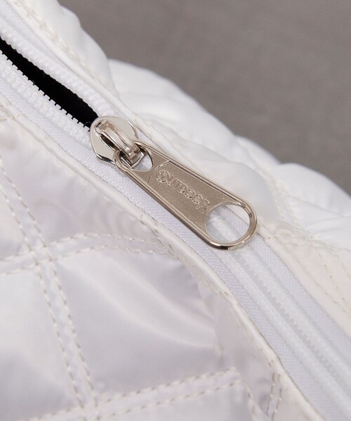 OUTDOOR PRODUCTS(アウトドアプロダクツ)の「OUTDOOR PRODUCTS × Firsthand/アウトドアプロダクツ 別注ギャザーキルトハンドバッグ(ハンドバッグ・レディース・ホワイト/ピンク/ブラック/オリーブ・ONE SIZE)」の20枚目の写真