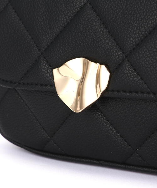 FREE'S MART(フリーズマート)の「◆メタルフラップバッグ(ショルダーバッグ・レディース・ブラック/ベージュ・フリ-)」の15枚目の写真