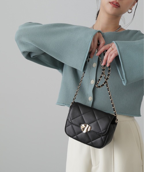 FREE'S MART(フリーズマート)の「◆メタルフラップバッグ(ショルダーバッグ・レディース・ブラック/ベージュ・フリ-)」の2枚目の写真