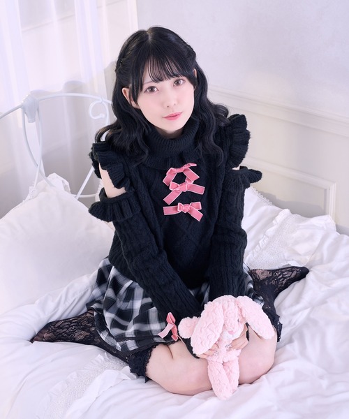 Pal elfy(パルエルフィー)の「肩あきリボンニット(ニット/セーター・レディース・オフホワイト/ブラック・フリー)」の13枚目の写真