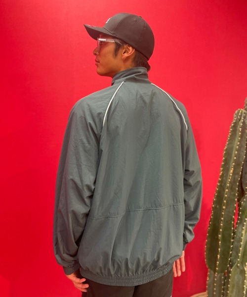 【セール】ST WATER REPELLENT J/クイックシルバーレトロテイストスタンドナイロンブルゾン（ブルゾン）｜Quiksilver（クイックシルバー）