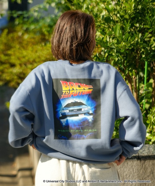 OUTDOOR PRODUCTS（アウトドアプロダクツ）の「【OUTDOOR PRODUCTS/アウトドアプロダクツ】【Back to the Future/バック・トゥ・ザ・フューチャー】デロリアン　 コラボ　 裏起毛　クルートレーナ－　スウェット　 ドロップショルダー 　オーバーサイズ　バックプリント（スウェット・メンズ・ブラック/オフホワイト/杢グレー/ブルーグレー・MEDIUM/X-LARGE/LARGE）」の3枚目の写真
