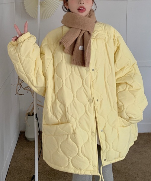 ENLIKE（エンリケ）の「オーバーサイズウェービーキルティングジャケット（その他アウター・レディース・ホワイト/ブラック/イエロー・FREE）」の11枚目の写真