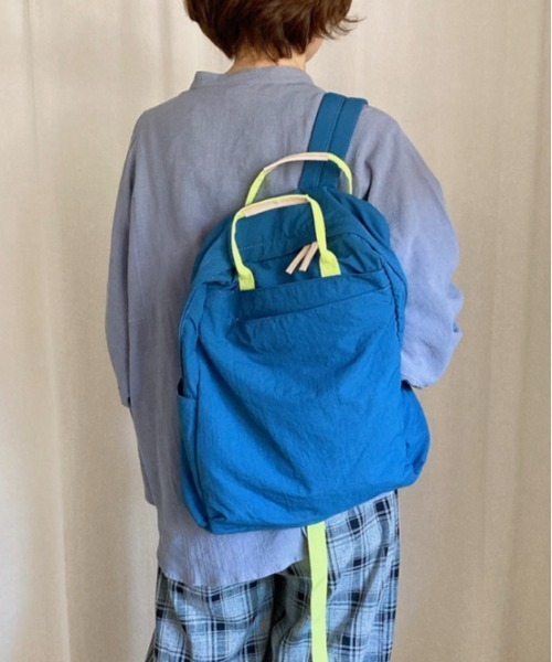 EARTH MADE（アースメイド）の「12POCKET INSIDE PRINT RUCK（バックパック/リュック・レディース・サンドベージュ/ダークグレー/ブラック/ライトベージュ/ライトピンク/ブルー/サファリグリーン/ミント/ダークブルー/ライトパープル/ダークネイビー/ブラウン/ライトグレー/キャメル・FREE）」の10枚目の写真