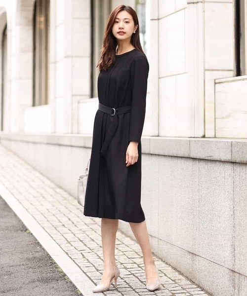 MK MICHEL KLEIN（エムケーミッシェルクラン）の「サテンジョーゼット