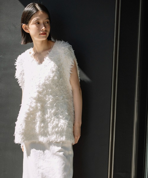 Munich（ミューニック）の「フリンジヤーンニットＶネックジレ（ベスト・レディース・ホワイト/ブラック/グレイッシュベージュ・FREE）」の21枚目の写真