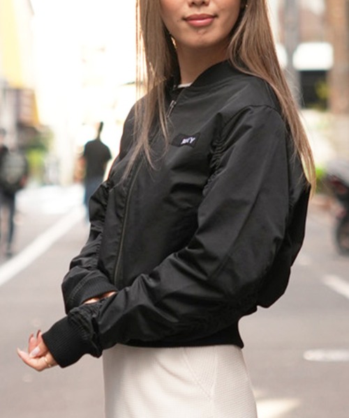 ROXY(ロキシー)の「ROXY/ロキシー ショート丈 MA-1 ギャザースリーブ RJK241058(MA-1・レディース・ブラック/カーキ/オフホワイト・L/M)」の7枚目の写真