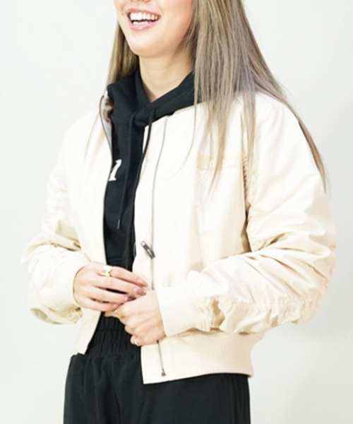 ROXY(ロキシー)の「ROXY/ロキシー ショート丈 MA-1 ギャザースリーブ RJK241058(MA-1・レディース・ブラック/カーキ/オフホワイト・L/M)」の16枚目の写真