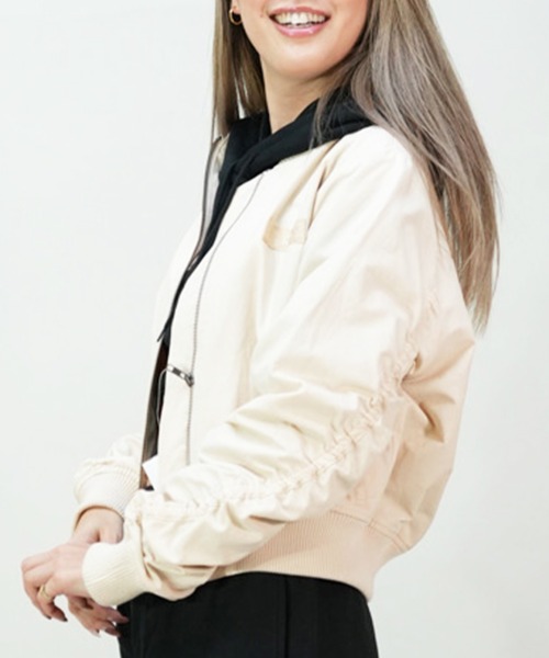 ROXY(ロキシー)の「ROXY/ロキシー ショート丈 MA-1 ギャザースリーブ RJK241058(MA-1・レディース・ブラック/カーキ/オフホワイト・L/M)」の17枚目の写真