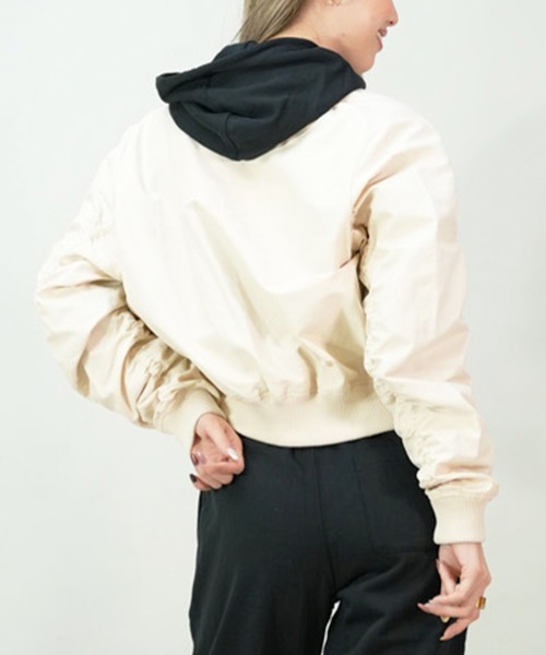 ROXY(ロキシー)の「ROXY/ロキシー ショート丈 MA-1 ギャザースリーブ RJK241058(MA-1・レディース・ブラック/カーキ/オフホワイト・L/M)」の20枚目の写真