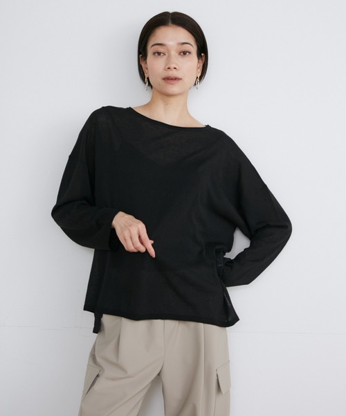 INED（イネド）の「ワイドシアーニットプルオーバー（ニット/セーター・レディース・ベージュ/ピンク/オフホワイト/ブラック・9号）」の3枚目の写真