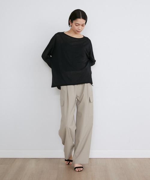 INED（イネド）の「ワイドシアーニットプルオーバー（ニット/セーター・レディース・ベージュ/ピンク/オフホワイト/ブラック・9号）」の19枚目の写真