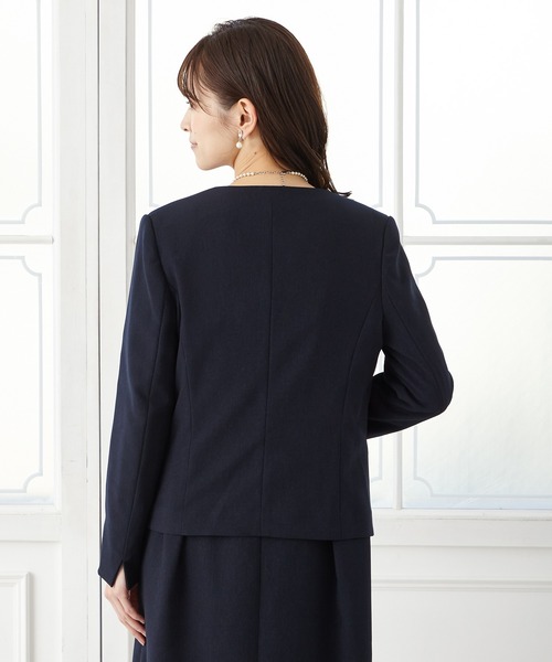 AIMER（エメ）の「【マシンウォッシャブル・セットアップ対応】Vネック