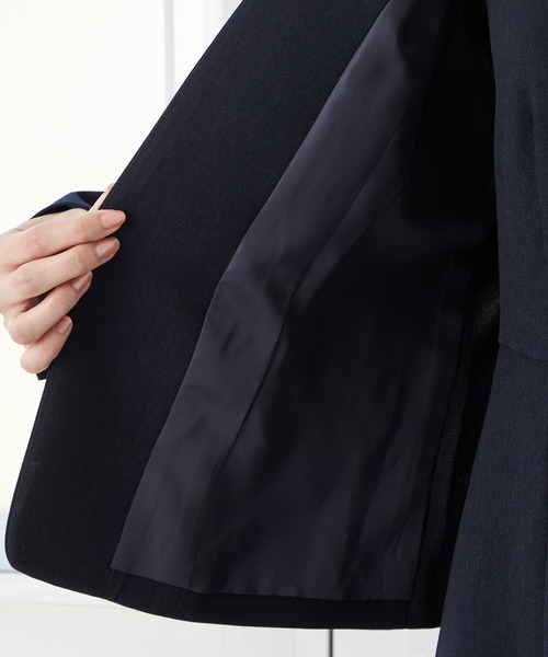 AIMER（エメ）の「【マシンウォッシャブル・セットアップ対応】Vネック