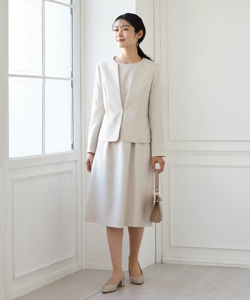 AIMER（エメ）の「【マシンウォッシャブル・セットアップ対応】Vネック