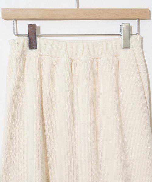 flower(フラワー)の「デイリーニットスカート(スカート・レディース・アイボリー/グレー・FREE)」の15枚目の写真