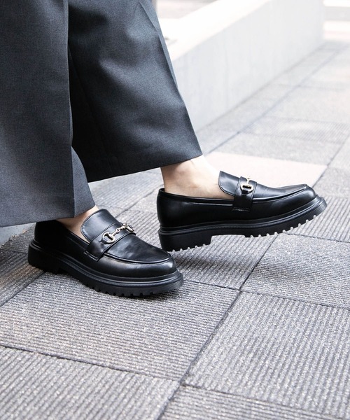 BAYFLOW(ベイフロー)の「厚底ビットローファー(ローファー・レディース・ブラック/アイボリー・MEDIUM/LARGE/SMALL)」の2枚目の写真