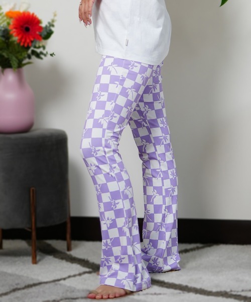 BILLABONG(ビラボン)の「BILLABONG/ビラボン フレアパンツ 総柄 UVケア BE013-701(その他パンツ・レディース・パープル系その他/ブラック×ホワイト/ブラウン系その他・M)」の22枚目の写真