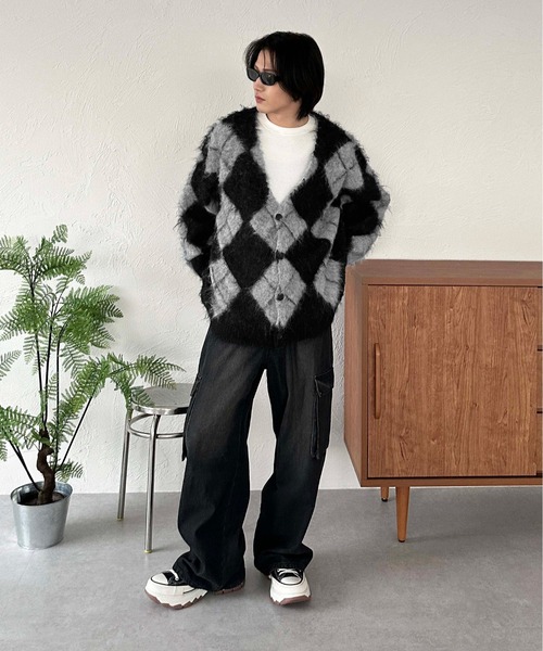 sedacle(セダクル)の「アーガイルニットルーズカーデ(カーディガン/ボレロ・メンズ・ブラック/ピンク/イエロー・SMALL/MEDIUM/LARGE)」の22枚目の写真