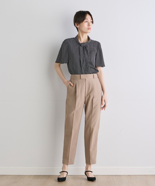 INED CLARO（イネドクラロ）の「【洗えるセットアップ】リネンライクメランジパンツ（スーツパンツ・レディース・ネイビー/モカ・7号/9号/11号）」の18枚目の写真