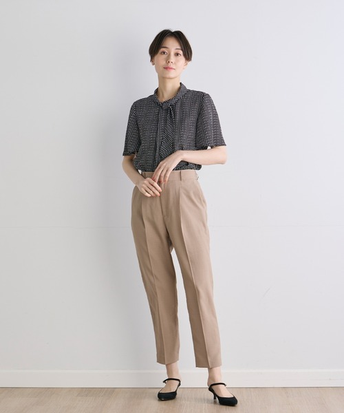 INED CLARO（イネドクラロ）の「【洗えるセットアップ】リネンライクメランジパンツ（スーツパンツ・レディース・ネイビー/モカ・7号/9号/11号）」の20枚目の写真