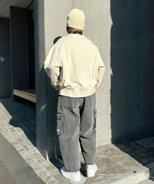 Reebok(リーボック)の「【WEB限定】【Reebok/リーボック】別注ワンポイント刺繍ロゴスウェット(スウェット・レディース・ライトグレー/ネイビー/アイボリー/ブラック・LARGE)」の15枚目の写真