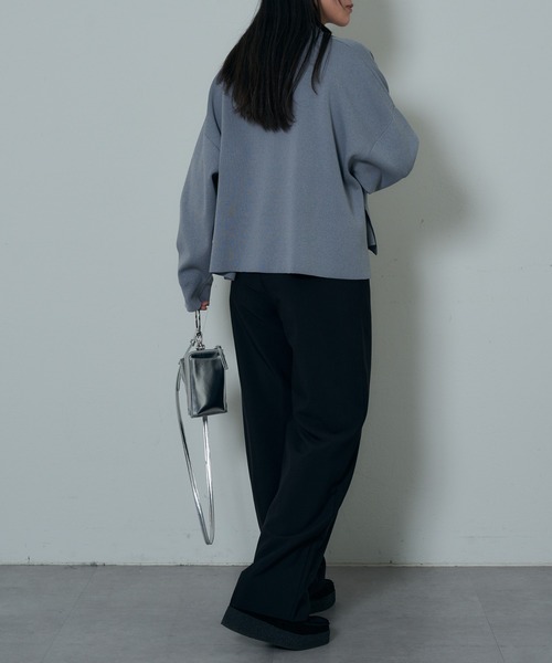 COLONY 2139(コロニートゥーワンスリーナイン)の「エステルヤーン衿付スキッパー(ニット/セーター・レディース・イエロー/ブラック/グレー・FREE)」の21枚目の写真