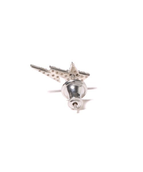 A BATHING APE（アベイシングエイプ）の「STA EARRINGS（ピアス