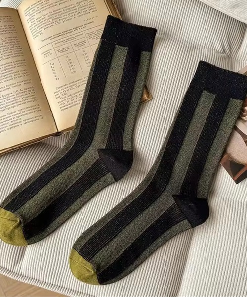 Port（ポート）の「【 Port / ポート 】 マルチカラー ストライプ デザイン ソックス #（ソックス/靴下・レディース・ピンク/ブルー/ブラック/オレンジ/パープル/グレー/ブラック系その他/ワインレッド/レッド/パープル系その他・FREE）」の3枚目の写真