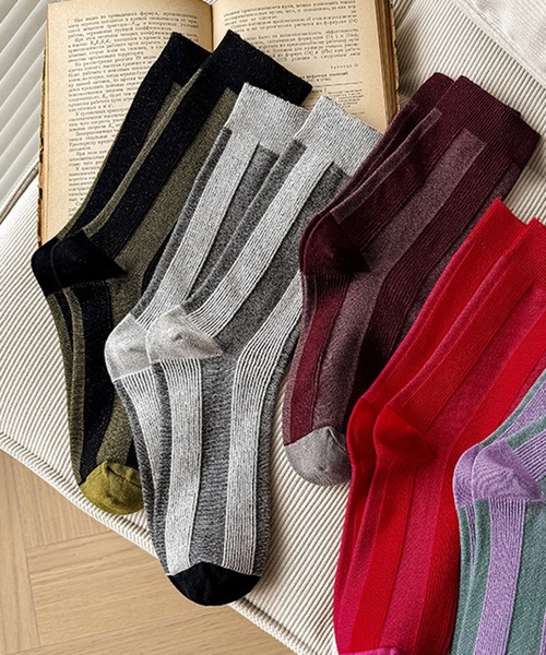 Port（ポート）の「【 Port / ポート 】 マルチカラー ストライプ デザイン ソックス #（ソックス/靴下・レディース・ピンク/ブルー/ブラック/オレンジ/パープル/グレー/ブラック系その他/ワインレッド/レッド/パープル系その他・FREE）」の4枚目の写真