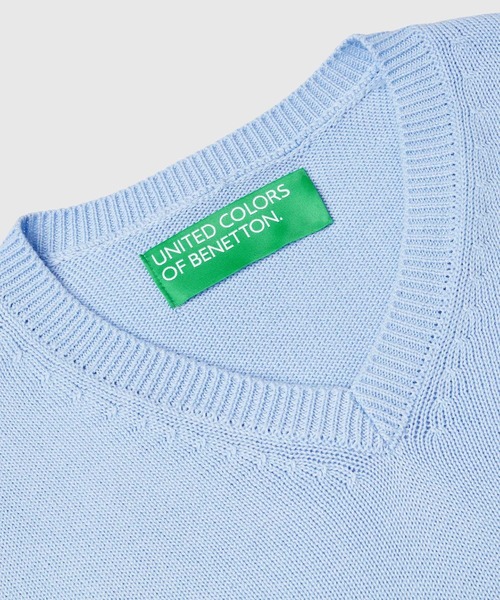 BENETTON (UNITED COLORS OF BENETTON)(ベネトンユナイテッドカラーズオブベネトン)の「コットン100%袖配色ラインVネックニットベスト(ベスト・メンズ・ライトブルー/ネイビー・LARGE/SMALL/MEDIUM/X-SMALL)」の11枚目の写真