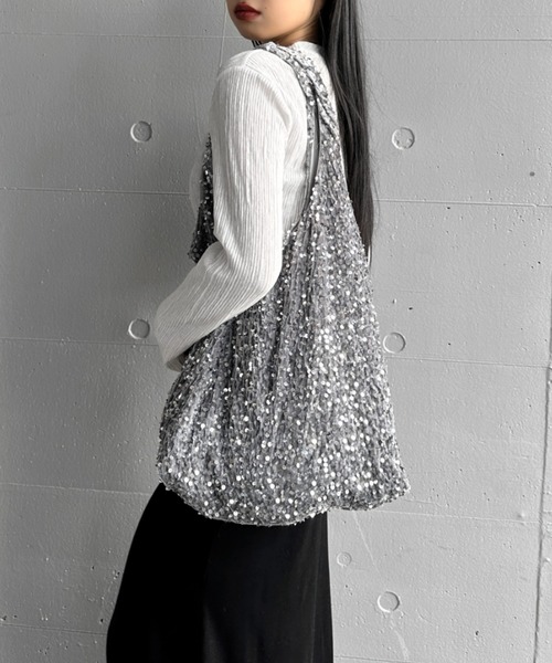 LVEU.(ラブユ.)の「【LVEU.】スパンコールマルシェバッグ / バッグ BAG 鞄 エコバッグ トート スパンコール ベロア ブラック グレー ミックス マルチ ZOZOTOWN限定(エコバッグ/サブバッグ・レディース・マルチ/ブラック/グレー・FREE)」の3枚目の写真