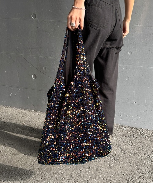 LVEU.(ラブユ.)の「【LVEU.】スパンコールマルシェバッグ / バッグ BAG 鞄 エコバッグ トート スパンコール ベロア ブラック グレー ミックス マルチ ZOZOTOWN限定(エコバッグ/サブバッグ・レディース・マルチ/ブラック/グレー・FREE)」の2枚目の写真