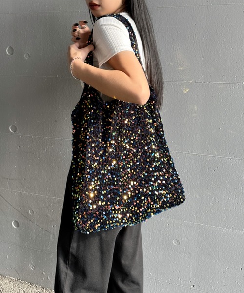 LVEU.(ラブユ.)の「【LVEU.】スパンコールマルシェバッグ / バッグ BAG 鞄 エコバッグ トート スパンコール ベロア ブラック グレー ミックス マルチ ZOZOTOWN限定(エコバッグ/サブバッグ・レディース・マルチ/ブラック/グレー・FREE)」の4枚目の写真