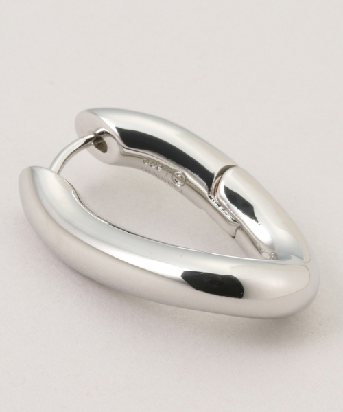 Kenneth Jay Lane(ネスジェイレーン)の「【Kenneth Jay Lane/ケネス ジェイ レーン】OVAL EARRING:ピアス(ピアス(両耳用)・レディース・シルバー/ゴールド・FREE)」の7枚目の写真