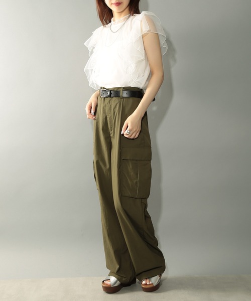 MAISON BREEZE reveur（メゾンブリーズレヴール）の「【MAISON BREEZE reveur】チュールフリルフレアーノースリーブブラウス シアートップス trc（シャツ/ブラウス・レディース・ブラック/ベージュ/グレー/オフホワイト/ブルー・FREE）」の12枚目の写真