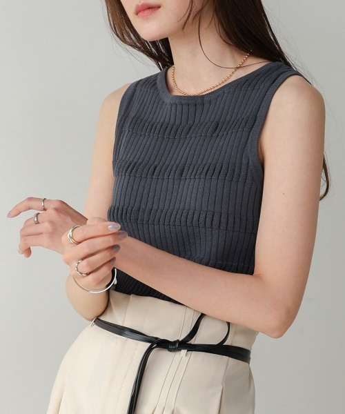 Bab（バブ）の「ニットリブ編みタンクトップ（タンクトップ・レディース・ベージュ/ライトグリーン/チャコールグレー/アイボリー・FREE）」の3枚目の写真