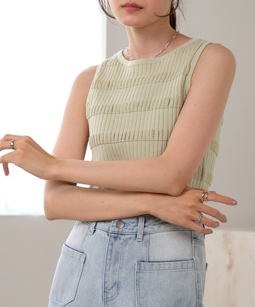 Bab（バブ）の「ニットリブ編みタンクトップ（タンクトップ・レディース・ベージュ/ライトグリーン/チャコールグレー/アイボリー・FREE）」の11枚目の写真
