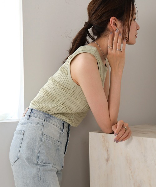 Bab（バブ）の「ニットリブ編みタンクトップ（タンクトップ・レディース・ベージュ/ライトグリーン/チャコールグレー/アイボリー・FREE）」の15枚目の写真
