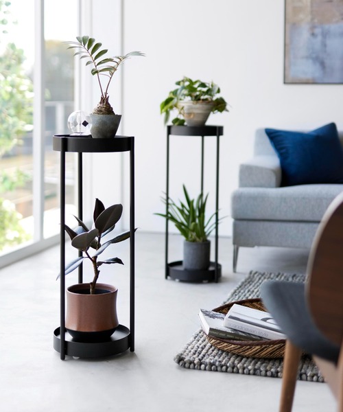 BIRTHDAY BAR（バースデイバー）の「tower キャスター付きプランタースタンド 2段（収納グッズ・レディース・ブラック/ホワイト・フリー）」の3枚目の写真